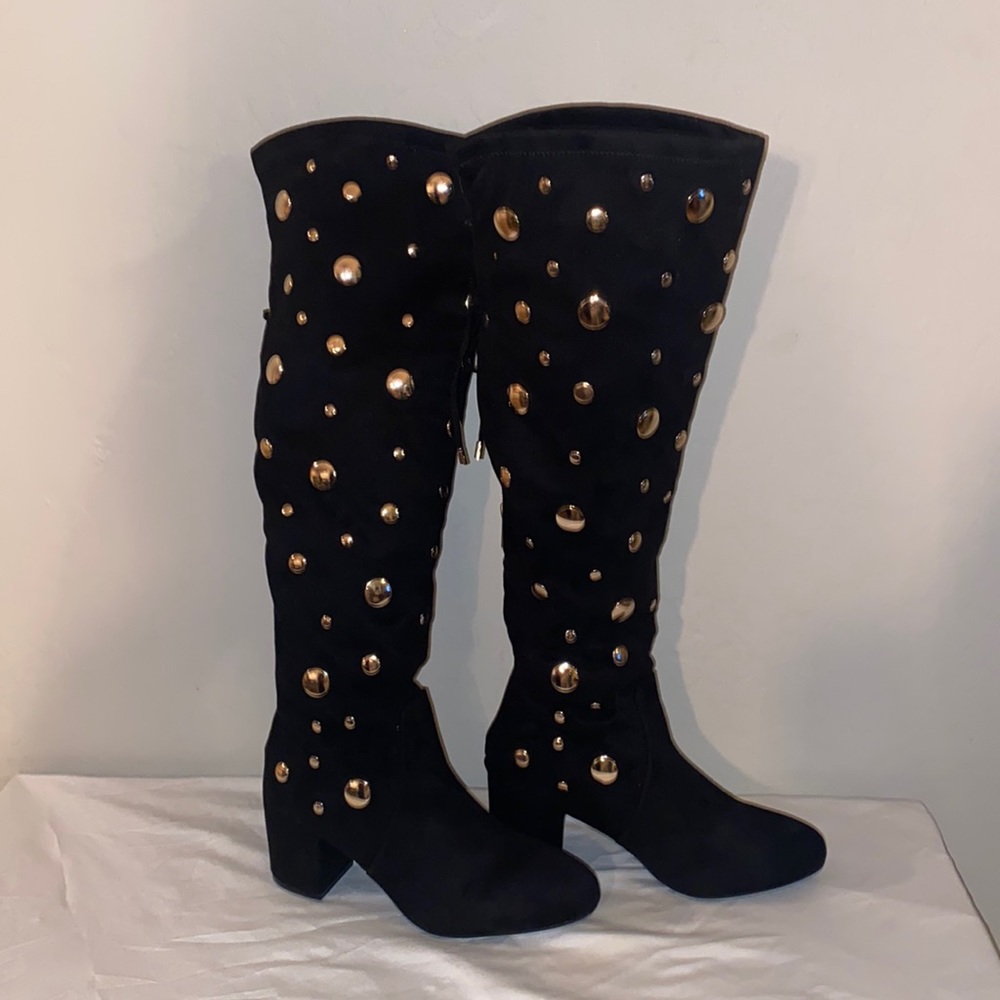 Love, Love, Love these Stylish boots